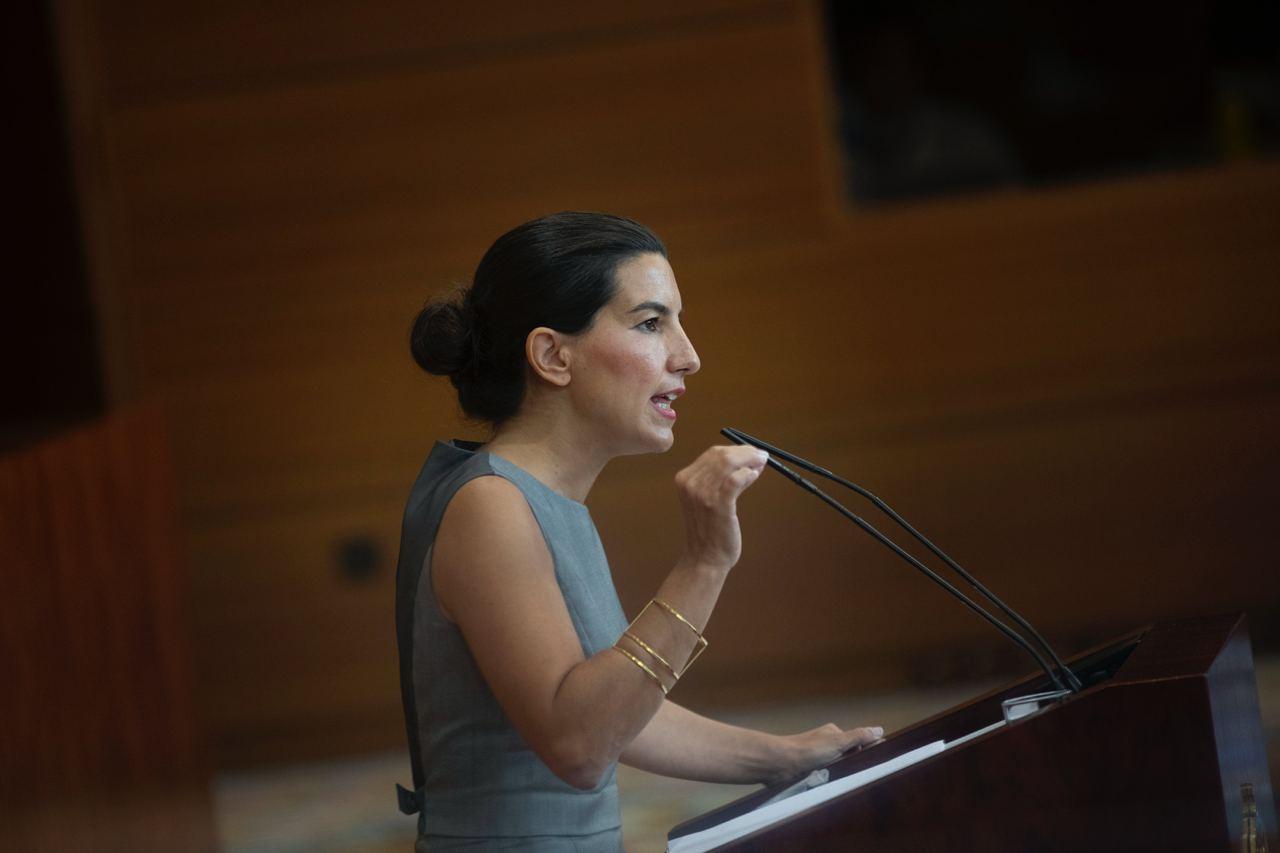 FOTOGRAFÍA. ASAMBLEA DE MADRID (MADRID) ESPAÑA. Debate del Estado de la Región, Rocío Monasterio. lasvocesdelpueblo (Ñ Pueblo) (1)