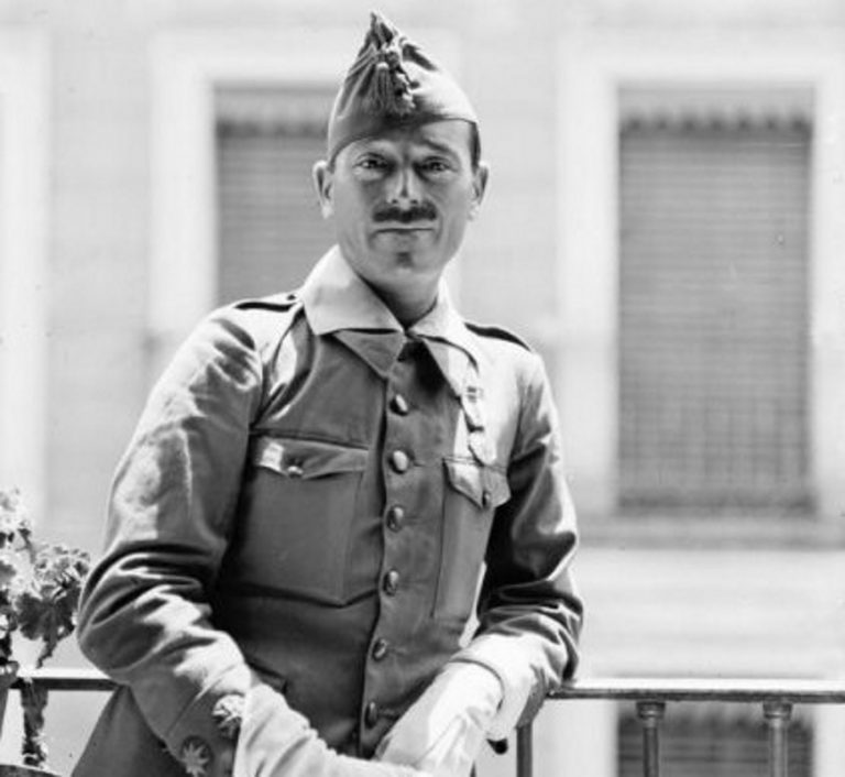 La «Legión Española» alcanza el siglo de vida, uno de los estandartes de las Fuerzas Armadas de España