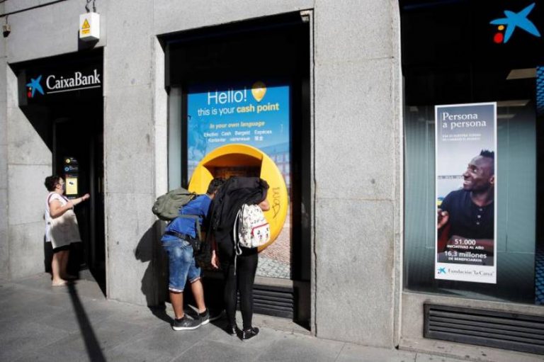 Fusión «CaixaBank y Bankia», el primer banco español con un total de 664.027.000 euros de activos