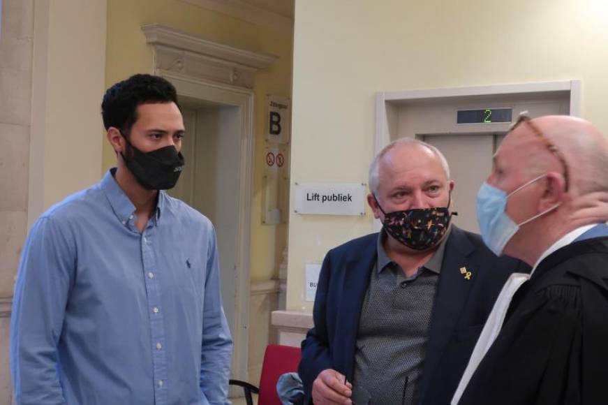 FOTOGRAFÍA. BRUSELAS (BÉLGICA), 15.09.2020. El separatistas proetarra rapero Josep Miquel Arenas (i), alias Valtònyc. Efe