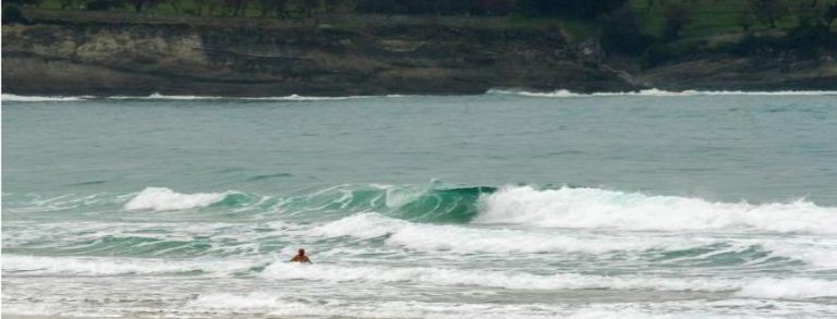 España. Nubosidad y chubascos en el noreste peninsular y tormentas fuertes en el Pirineo y litoral central