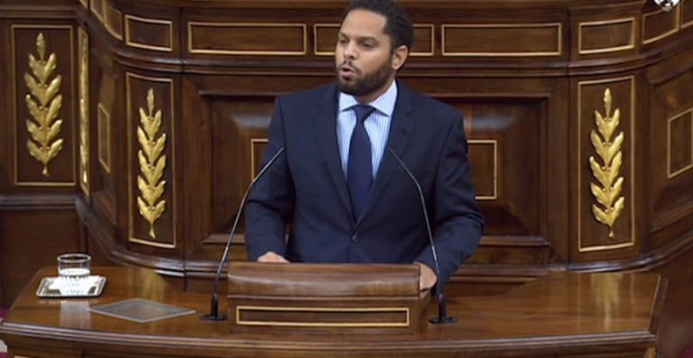 Garriga denuncia en el Congreso la agresión sufrida: «El Gobierno promueve la violencia política»