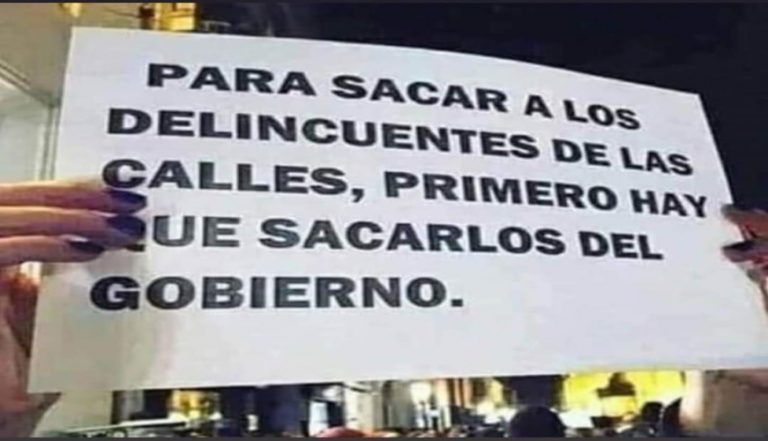 «Para sacar a los delincuentes de las calles, primero hay que sacarlos del Gobierno (de España)»