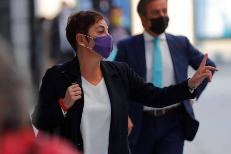 El brazo político de la banda terrorista ETA (EH Bildu) «dialogar y acordar» los presupuestos de Sánchez e Iglesias