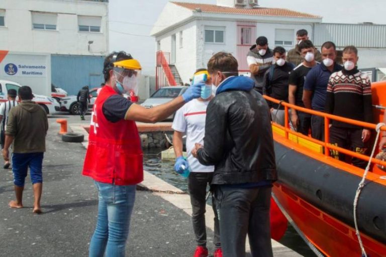 Llegan 128 inmigrantes ilegales a España, la mayor llegada de inmigrantes en una noche en Baleares