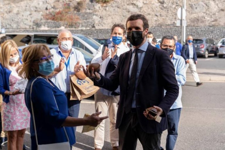 PP: «Es intolerable y humillante que el Gobierno Sánchez haya vetado la entrada al rey a Cataluña»