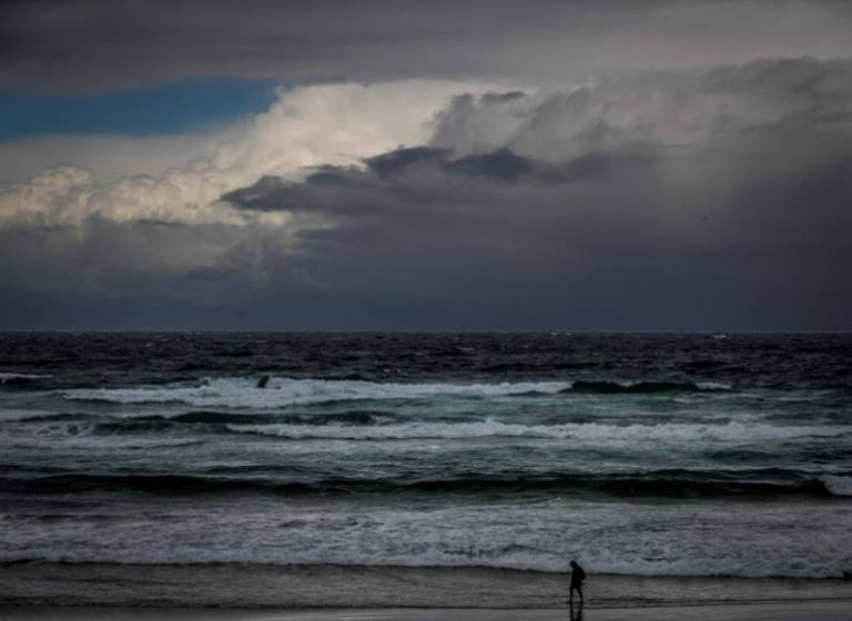 Descenso de temperaturas en buena parte de España con viento flojo y chubascos aislados