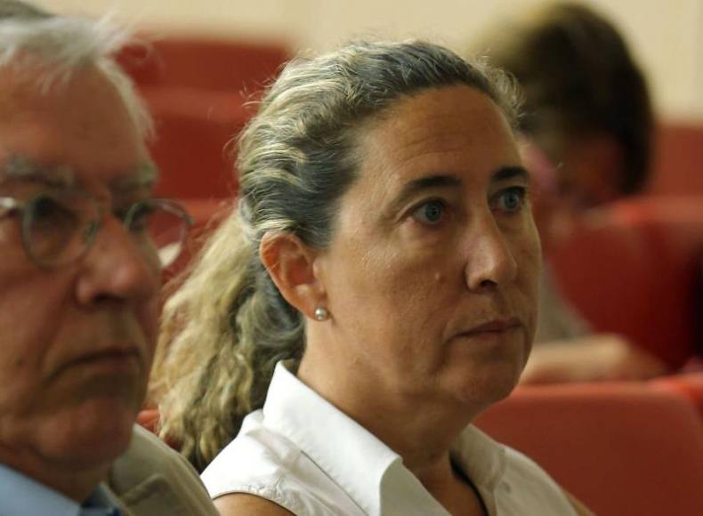 FOTOGRAFÍA. BARCELONA (ESPAÑA), AÑO 2019. En la imagen, la exdirectora financiera del Palau de la Música, Gemma Montull (d). Efe