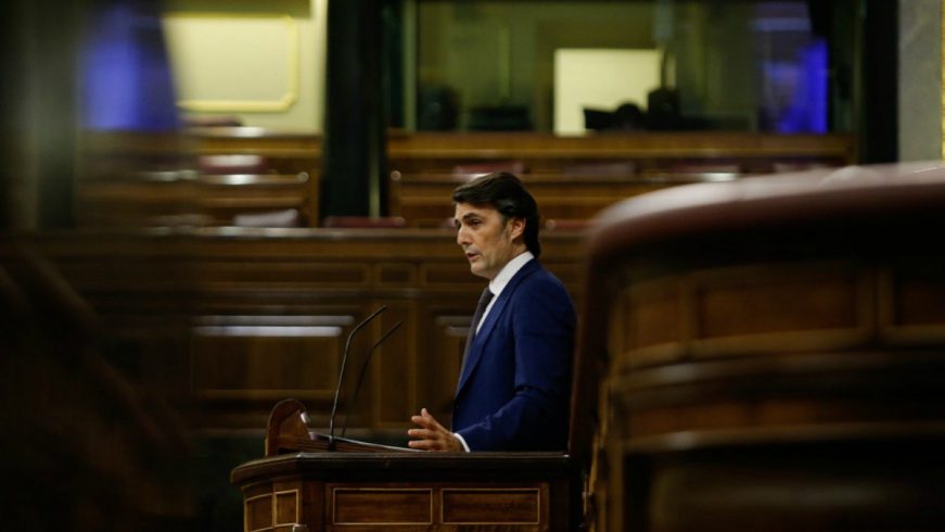 FOTOGRAFÍA. CONGRESO DE LOS DIPUTADOS (MADRID), 29.10.2020. El diputado de la Voz de VOX, por Segovia al Congreso de los Diputados, Rodrigo Jiménez Revuelta. (Ñ Pueblo)