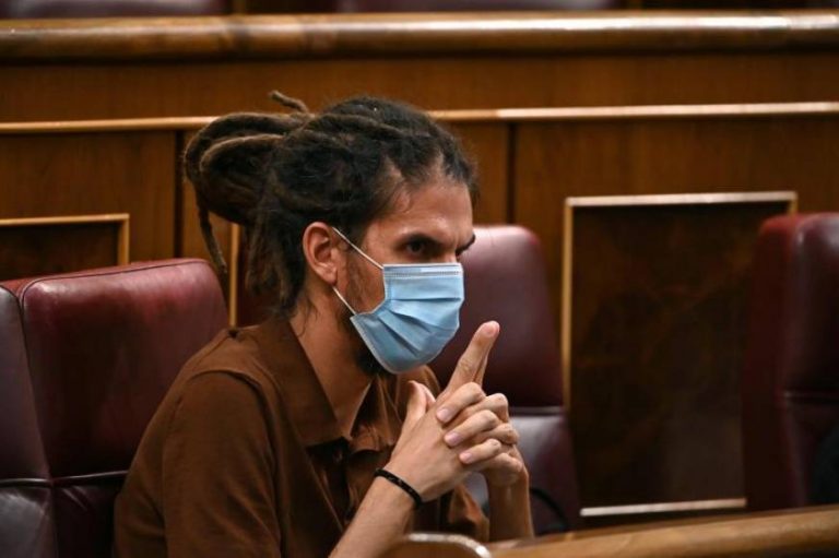 La ultraizquierda llevará a Batet ante los Tribunales por «ceder a la vergonzosa presión de VOX y Tribunal Supremo»