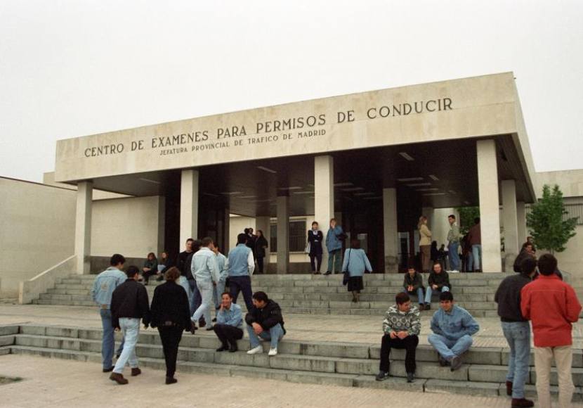 FOTOGRAFÍA. ESPAÑA, AÑO 2019. Fachada de un centro para los exámenes de conducir en el Reino de España. Efe
