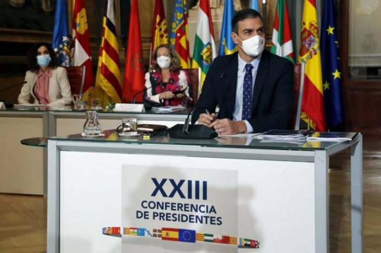 Pablo Iglesias y Sánchez piden el «sí» del PP y Cs para 6 meses de estado de alarma en España