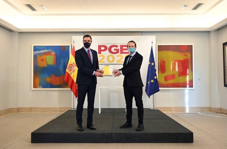 Sánchez e Iglesias dan 30.000.000 de euros a los MENAS