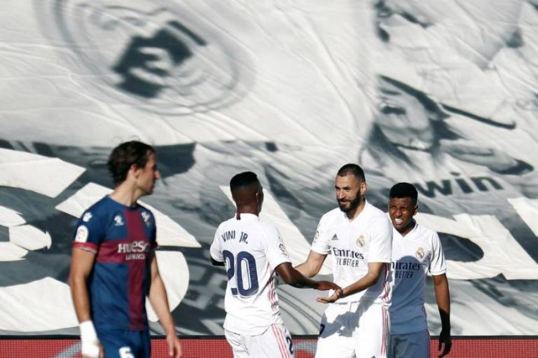 Benzema a Mendy: «Juega fatal. Hermano, no se la pases a él. Juega en nuestra contra»