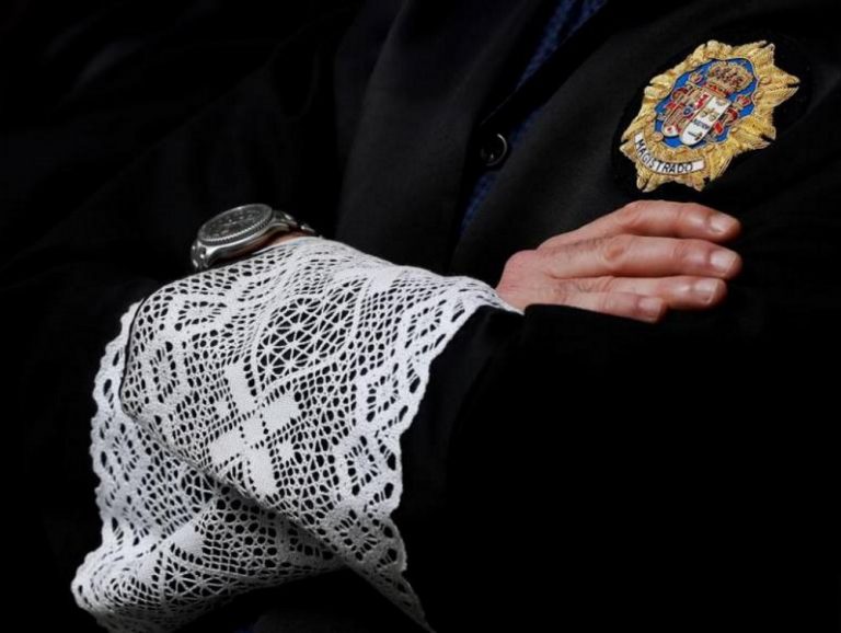 No se precisa revisión de oficio