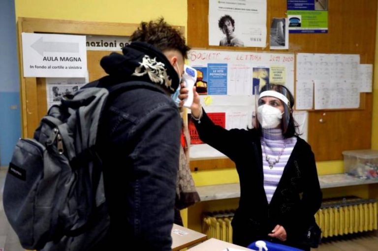 Italia impone el toque de queda ante contagios masivos de covid 19