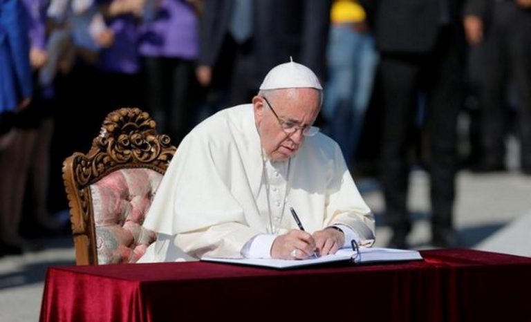 El «Gran Reinicio» globalista (The Great Reset) ve en el papa Francisco (el argentino Jorge Mario Bergoglio) su líder natural