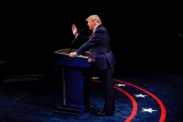 (Debate elecciones EEUU) Trump: Biden es un «político corrupto»