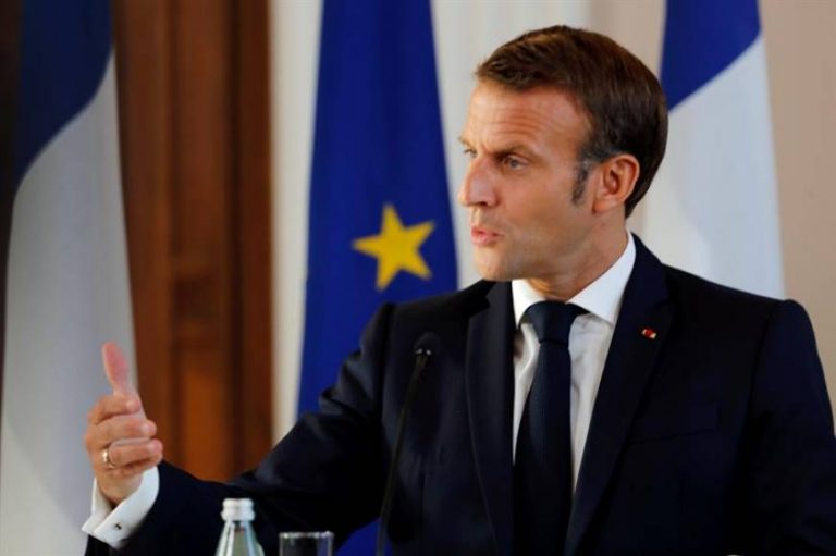 Francia «actuará» contra el islamismo después de fracasar la acogida de refugiados (inmigrantes) que decapitan a profesores