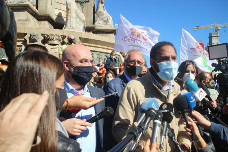 Garriga: «Frente a los tibios y acomplejados ha llegado el momento» de un VOX que «recuperará a Cataluña»