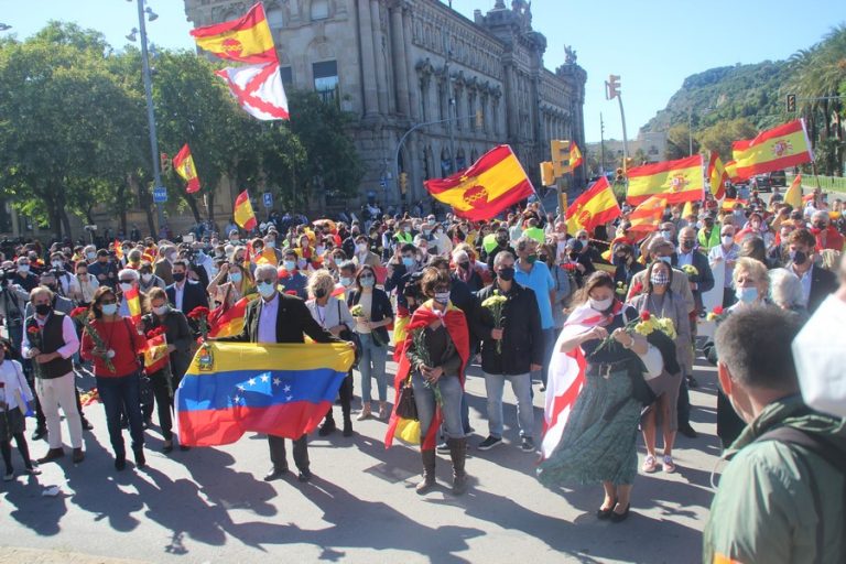 Cataluña Suma por España: Comunicado aclaratorio 12 Octubre en Colón Barcelona