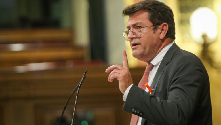 Joaquín Robles (VOX): La Ley Celaá es una «infame que cercenará toda posibilidad de promoción social»