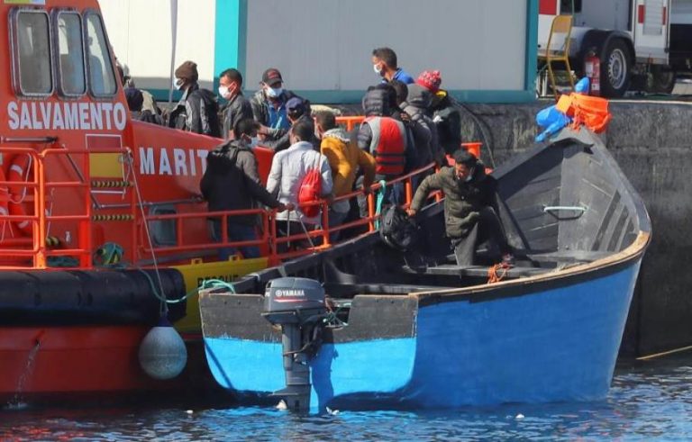 La juez ordena a España «proteger» los 3 inmigrantes ilegales que «identificaron» a las mafias de las pateras