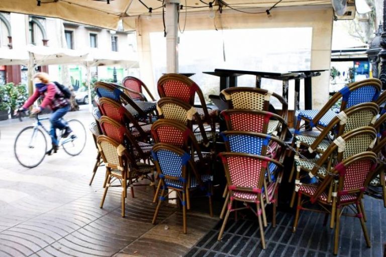 Restauración pide abrir bares y restaurantes en Cataluña