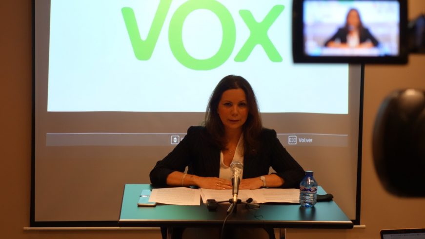 FOTOGRAFÍA. CADIZ (ESPAÑA), 25.11.2020. Ángela Mulas, portavoz adjunta de VOX en Andalucía y portavoz en la Comisión de Igualdad. (Ñ Pueblo) (1)
