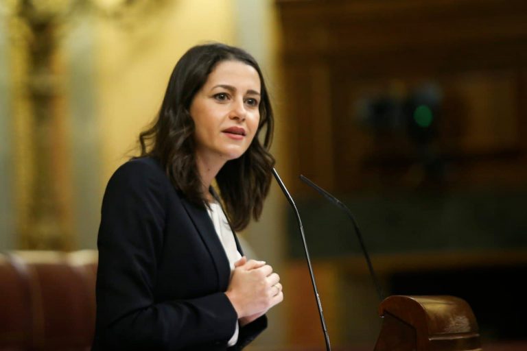 Cs de Arrimadas vota «no» al PP y VOX y «sí» a los presupuestos de ERC, Podemos, Bildu y PSOE