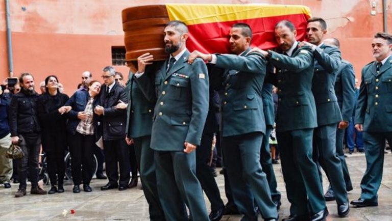 JUCIL pide a Interior que «revise y agilice» los protocolos de concesión de medallas por fallecimiento en acto de servicio