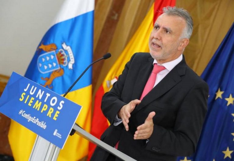 Ángel Víctor Torres (PSOE): «Es imposible acoger a los inmigrantes»
