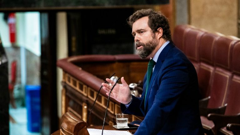 VOX: Los presupuestos son «ruina y miseria»