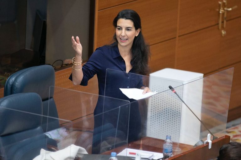 Monasterio (VOX): «Ayuso (PP) fue una precursora en la imposición del adoctrinamiento de la Ley Celaá»