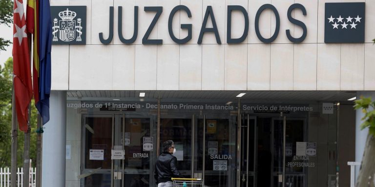 Juez del caso Barcelona: «Debo absolver y absuelvo a VOX de todas pretensiones formuladas en su contra»