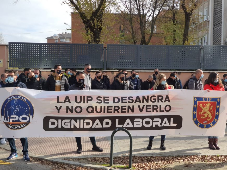 FOTOGRAFÍA. MADRID (ESPAÑA), 25.11.2020. Los profesionales del Cuerpo Nacional de Policía del reino de España protestan en Madrid por las pésimas condiciones laborales. Ñ Pueblo (1)