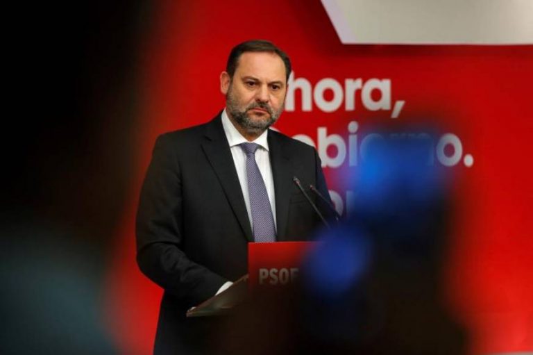 PSOE: Es mentira. «No hay ningún acuerdo con Bildu ni ninguna voluntad de hacer sociedad con Bildu»