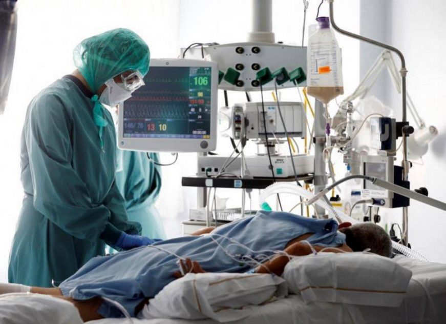 FOTOGRAFÍA. PAMPLONA (ESPAÑA), 16.11.2020. Imagen de la UCI de la Clínica Universidad de Navarra. La Clínica Universidad de Navarra (CUN). Efe