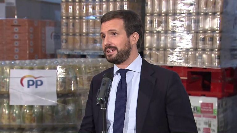 PP: Sánchez de «esconder» al rey cuando viaja a Cataluña para no «molestar» a sus socios independentistas