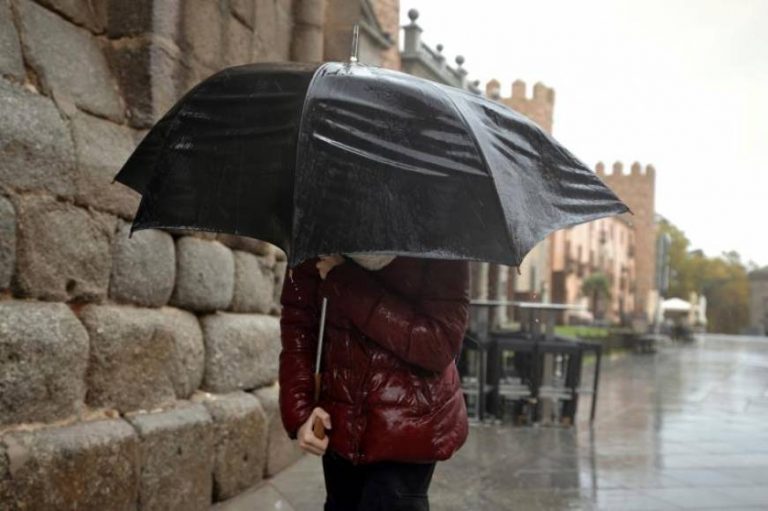 Lluvias localmente fuertes en España