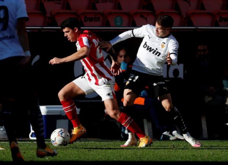 Valencia y Athletic empatan en Mestalla