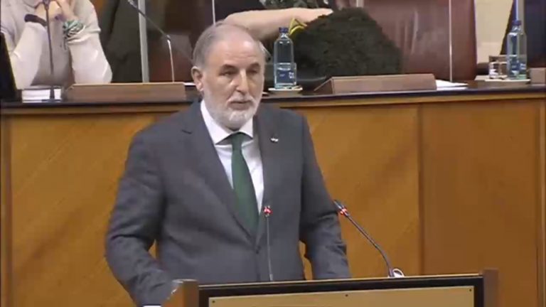 Valpuesta (Vox) critica la «asfixiante presencia de la ideología de género a lo largo de los Presupuestos»