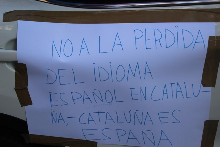 Asamblea por una Escuela Bilingüe de Cataluña pide ante el TSJC la «ejecución forzosa» de la sentencia del 25% de clase en español/Castellano