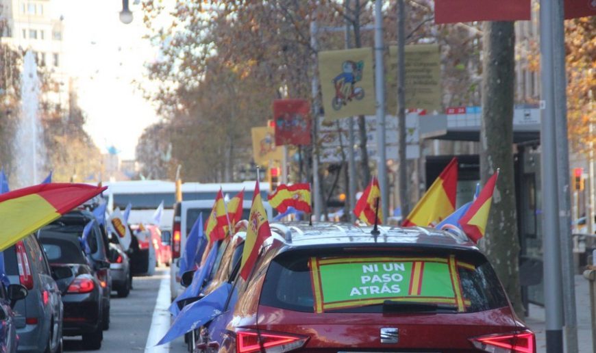 FOTOGRAFÍA.. BARCELONA (ESPAÑA), 20.12.2020. Las calles del centro de Barcelona se levantan contra la prohibición del idioma español . Ñ Pueblo