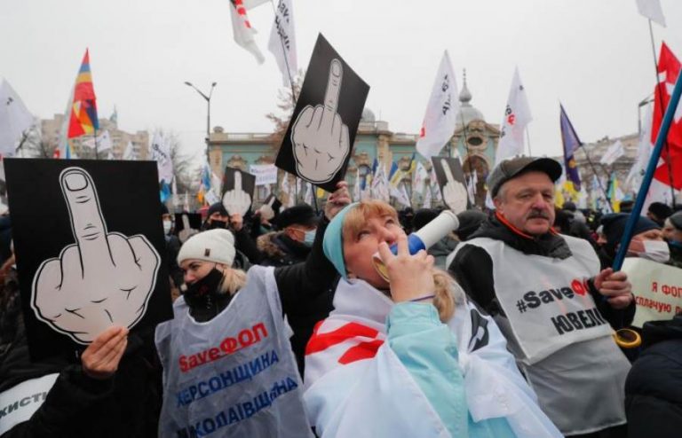 «Tenemos derecho a trabajar»