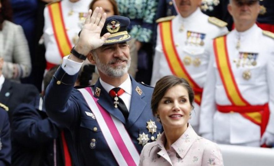 FOTOGRAFÍA. LOGROÑO (ESPAÑA), 26.05.2018. El rey Felipe, acompañado por la reina Letizia, preside hoy el acto central del Día de las Fuerzas Armadas. eFE