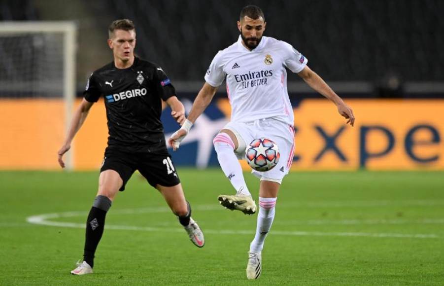 FOTOGRAFÍA. MUNDO, AÑO 2020. Liga de campeones. Vista del delantero del equipo blanco español, Karim Benzema, durante un partido de la Liga de campeones. Efe