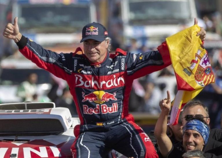 Carlos Sainz, ganador de la Baja Hail