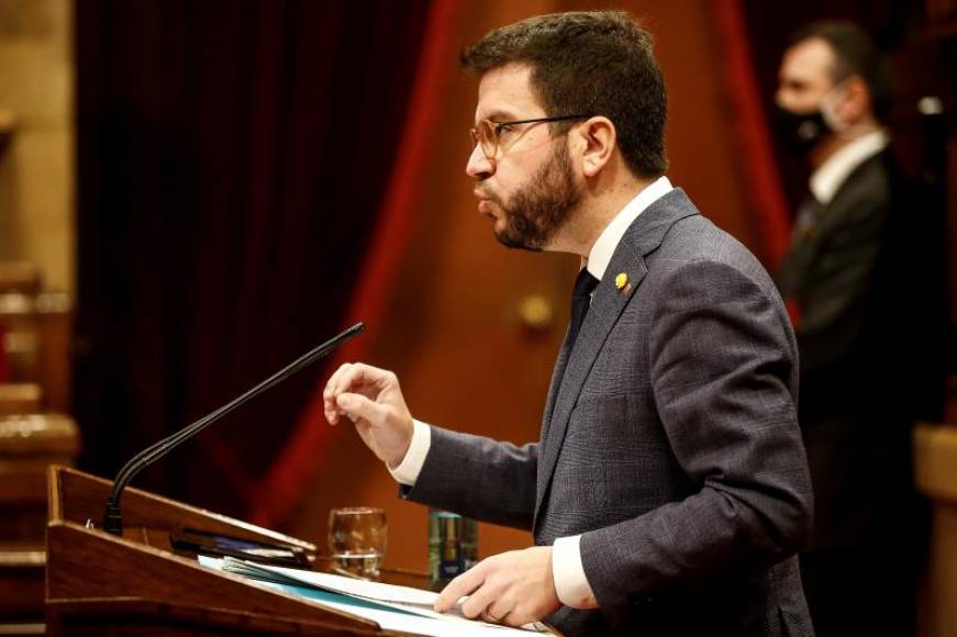 FOTOGRAFÍA. PARLAMENTO DE CATALUÑA 8BARCELONA), 16.12.2020. Vista del vicepresidente del Gobierno de coalición nacionalsocialista secesionista de ERC y JxCAT, Pere Aragonés. Efe