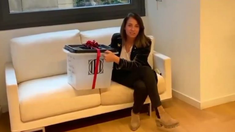 La Generalitat da urnas del 1-O a los niños catalanes como regalo de los Reyes Magos de Oriente